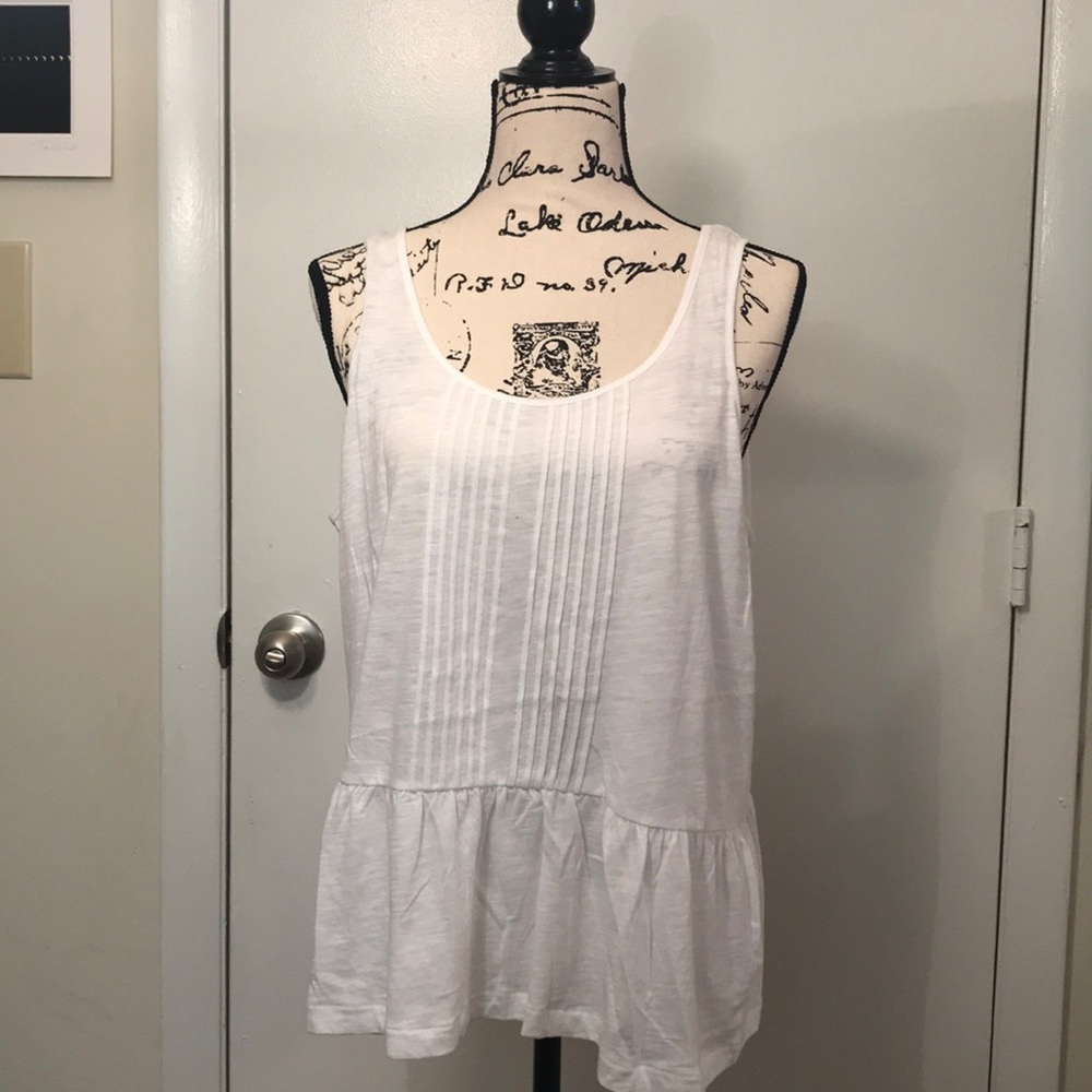 FINAL PRICE DROP 🐳Vineyard Vines Peplum Tank🐳